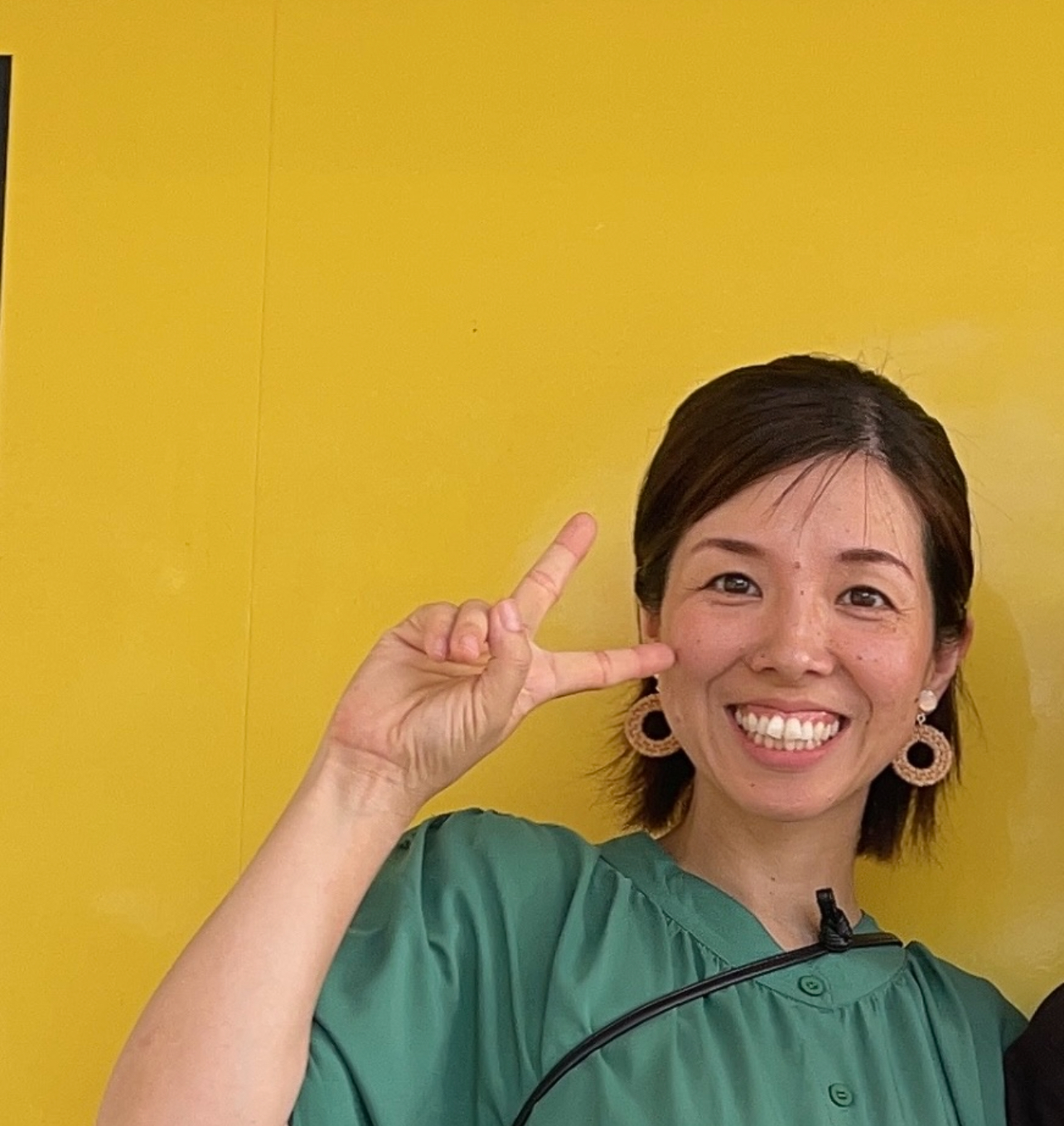 川野　人美
