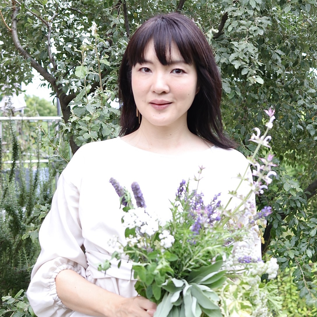 伊藤 香菜子和草ハーブ農家 空間・植物デザイナーFARWOMEN（ファウミン）
